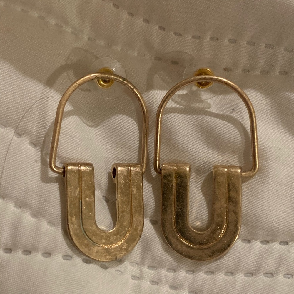 Gold dangle earrings